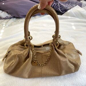 Perlina Gold Textured Shoulder Bag